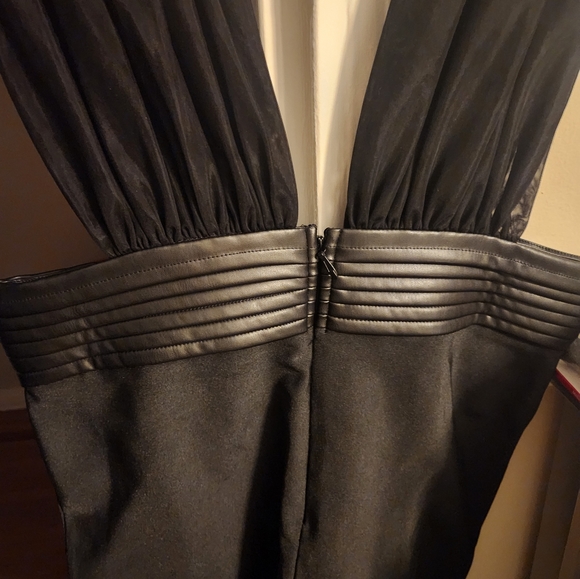 Black Jumpsuit- Never worn - Picture 3 of 4